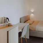 Antica Dimora Dei Gelsi Bed and Breakfast 4*